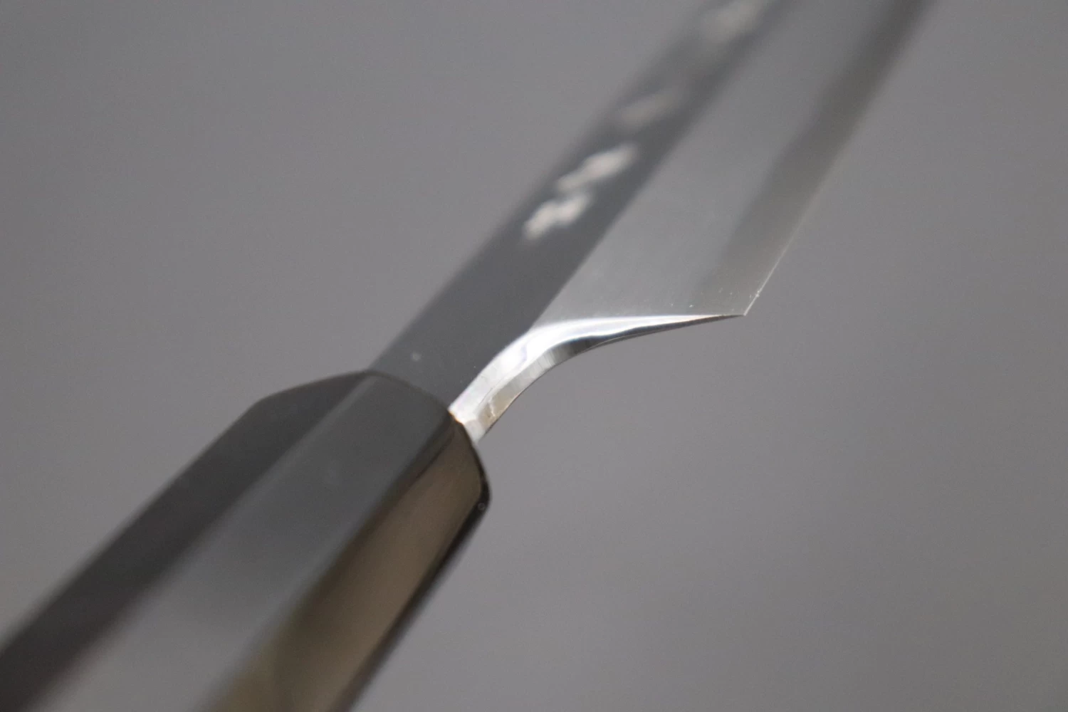 Fu-Rin-Ka-Zan Limited, Hon Kasumi White Steel No.1 Yanagiba (270mm Or 300mm, Octagonal Ebonywood Handle) 4 Fu-Rin-Ka-Zan Limited, Hon Kasumi White Steel No.1 Yanagiba (270mm Or 300mm, Octagonal Ebonywood Handle) - Image 4