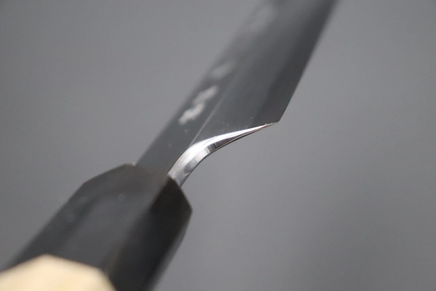 Fu-Rin-Ka-Zan Limited, Hon Kasumi Blue Steel No.1 Yanagiba 270mm (Perfectly Mirror Polished Blade, 10.6 Inch, FSO-68) 4 Fu-Rin-Ka-Zan Limited, Hon Kasumi Blue Steel No.1 Yanagiba 270mm (Perfectly Mirror Polished Blade, 10.6 Inch, FSO-68) - Image 4