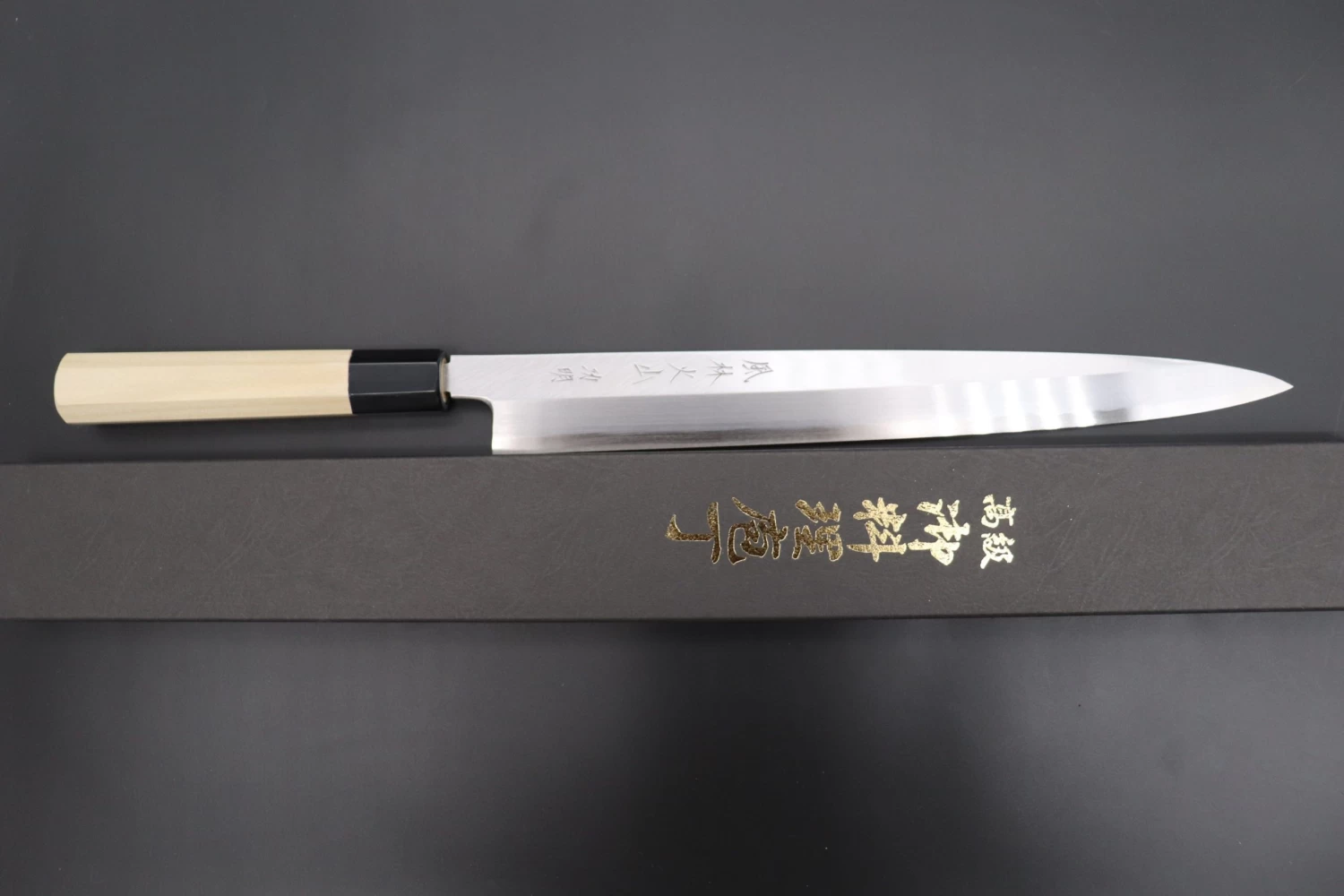 Fu-Rin-Ka-Zan Limited, Hon Kasumi Blue Steel No.1 Yanagiba 300mm (11.8 Inch, FSO-66A) 9 Fu-Rin-Ka-Zan Limited, Hon Kasumi Blue Steel No.1 Yanagiba 300mm (11.8 Inch, FSO-66A) - Image 9