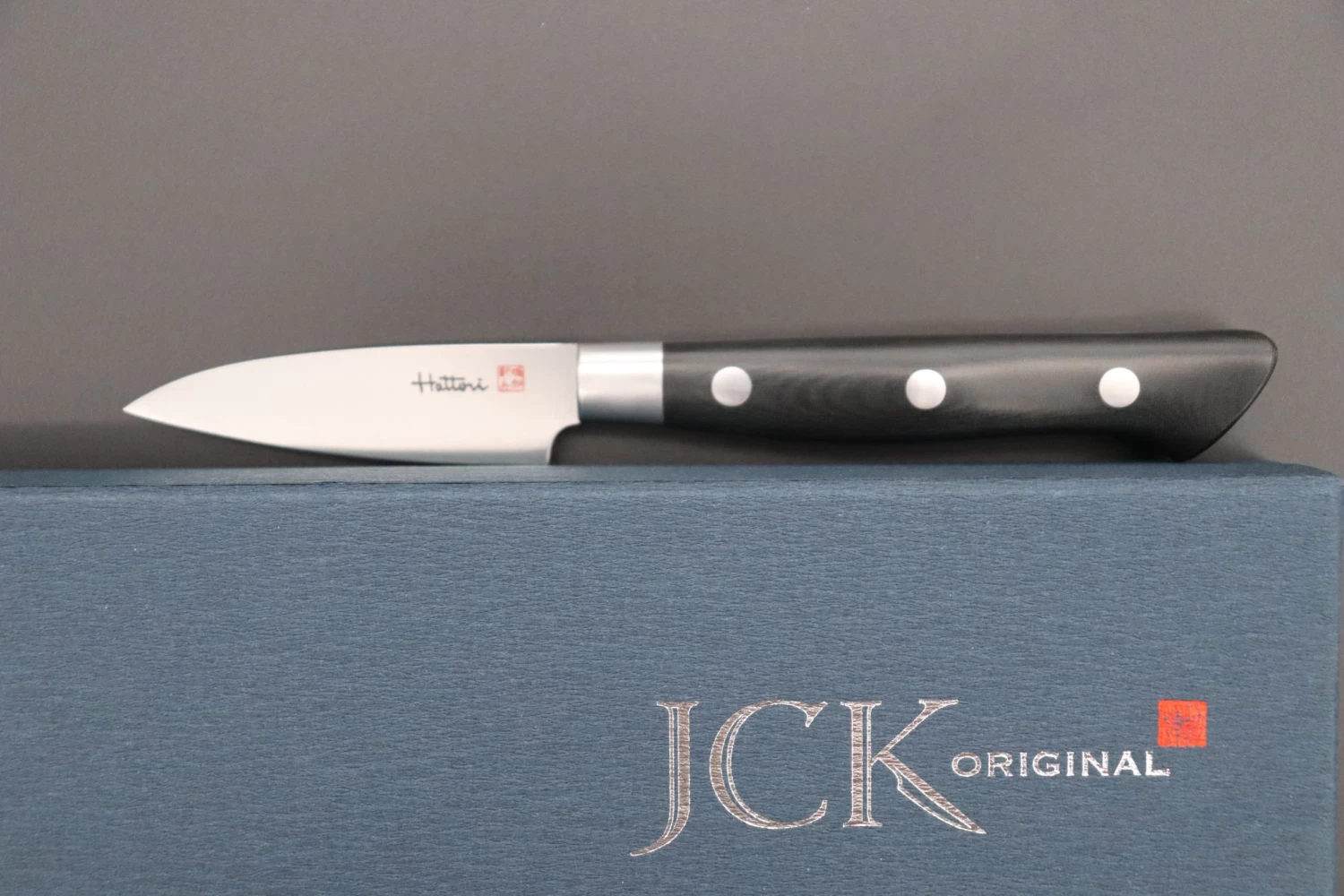 Hattori Forums FH Series FH-1L Parer 70mm (2.7 Inch, Black Linen Micarta Handle) 9 Hattori Forums FH Series FH-1L Parer 70mm (2.7 Inch, Black Linen Micarta Handle) - Image 9