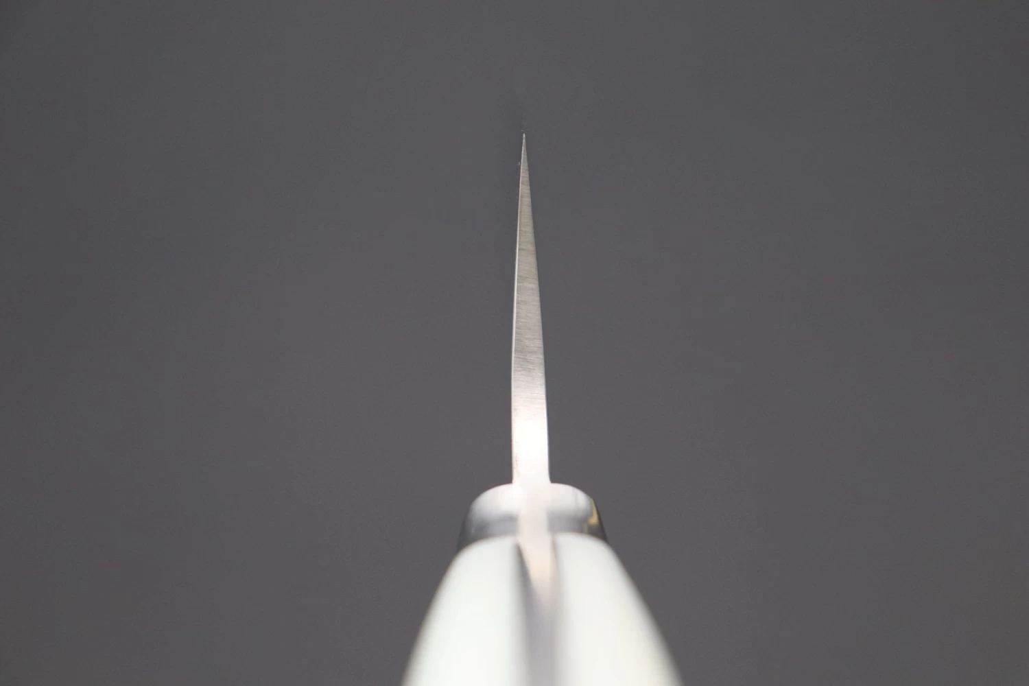 Hattori Forums FH Series Western Deba (165mm And 240mm, Fresh White Corian Handle) 4 Hattori Forums FH Series Western Deba (165mm And 240mm, Fresh White Corian Handle) - Image 4