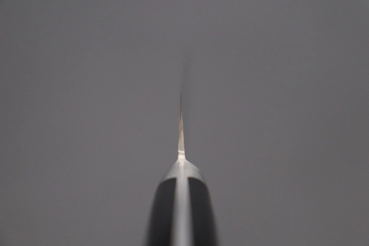 JCK Original Kagayaki R-2 Damascus Series KGRP-1 Petty 150mm (5.9 Inch, Polished Blade) 5 JCK Original Kagayaki R-2 Damascus Series KGRP-1 Petty 150mm (5.9 Inch, Polished Blade) - Image 5