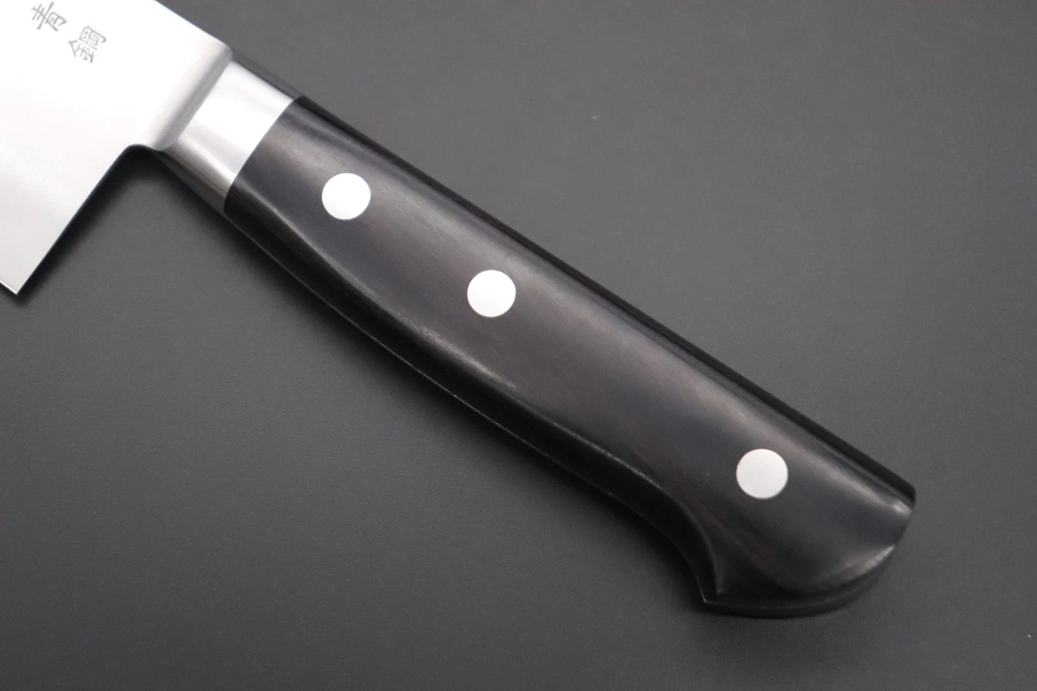 JCK Original Kagayaki Blue Steel No.2 Clad Series KB-2 Santoku 170mm (7 Inch) 7 JCK Original Kagayaki Blue Steel No.2 Clad Series KB-2 Santoku 170mm (7 Inch) - Image 7