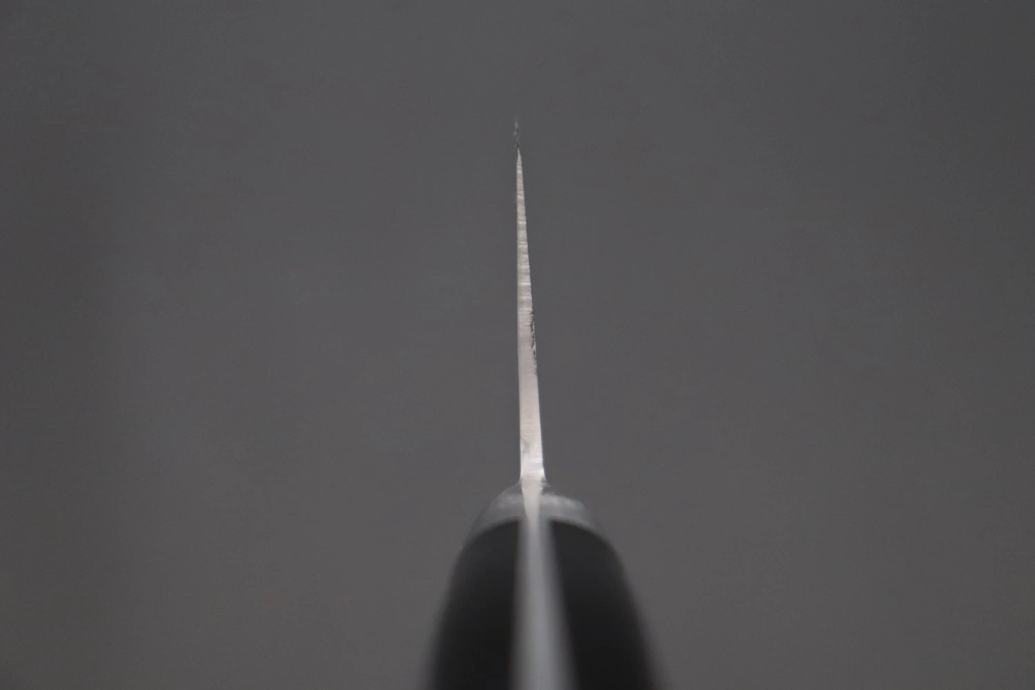 JCK Original Kagayaki Blue Steel No.2 Clad Series KB-2 Santoku 170mm (7 Inch) 4 JCK Original Kagayaki Blue Steel No.2 Clad Series KB-2 Santoku 170mm (7 Inch) - Image 4