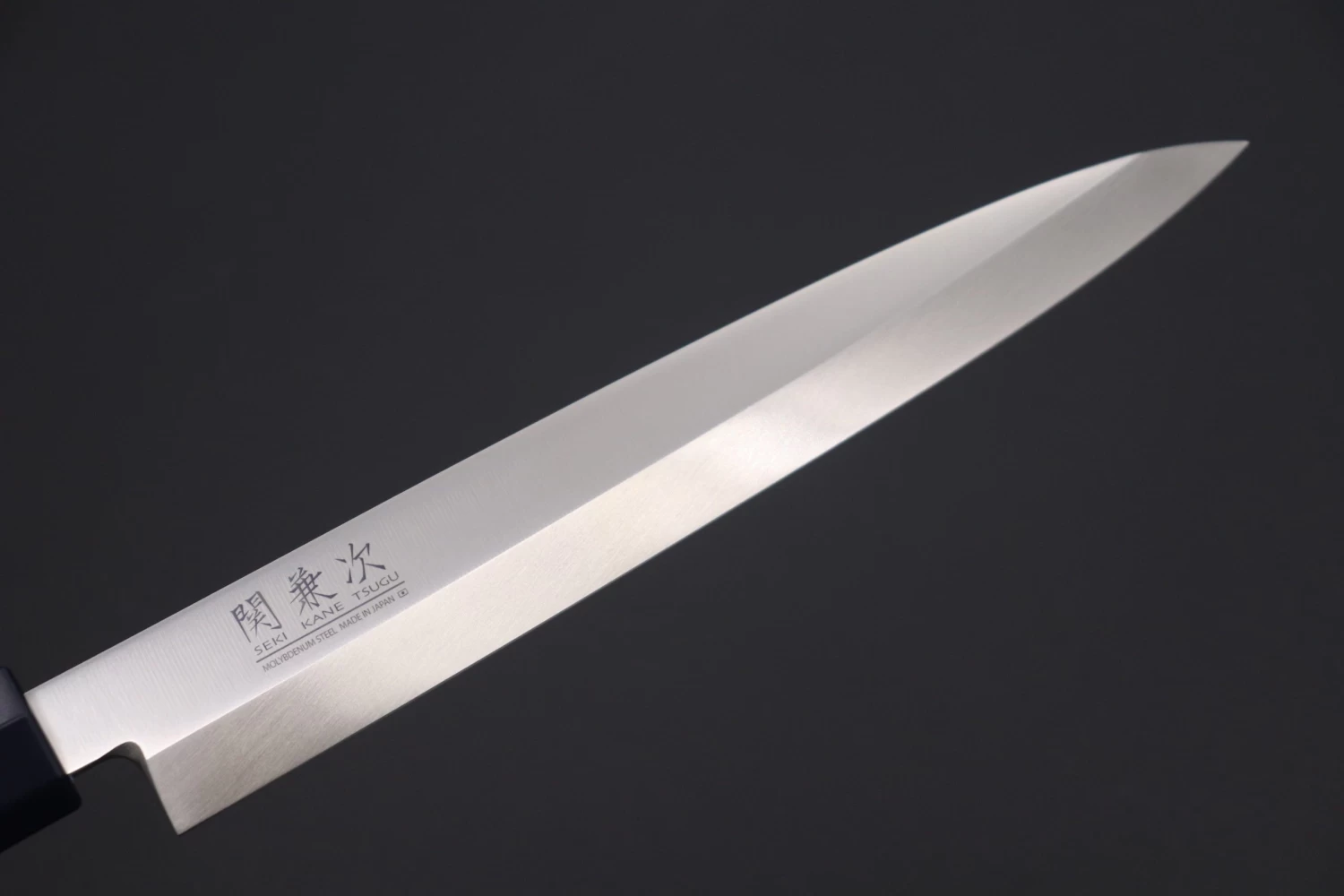 Kanetsugu Hybrid Wa Bocho Series Yanagiba (210mm To 270mm, 3 Sizes) 2 Kanetsugu Hybrid Wa Bocho Series Yanagiba (210mm To 270mm, 3 Sizes) - Image 2