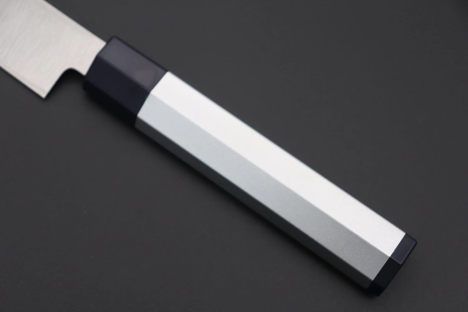 Kanetsugu Hybrid Wa Bocho Series Yanagiba (210mm To 270mm, 3 Sizes) 7 Kanetsugu Hybrid Wa Bocho Series Yanagiba (210mm To 270mm, 3 Sizes) - Image 7