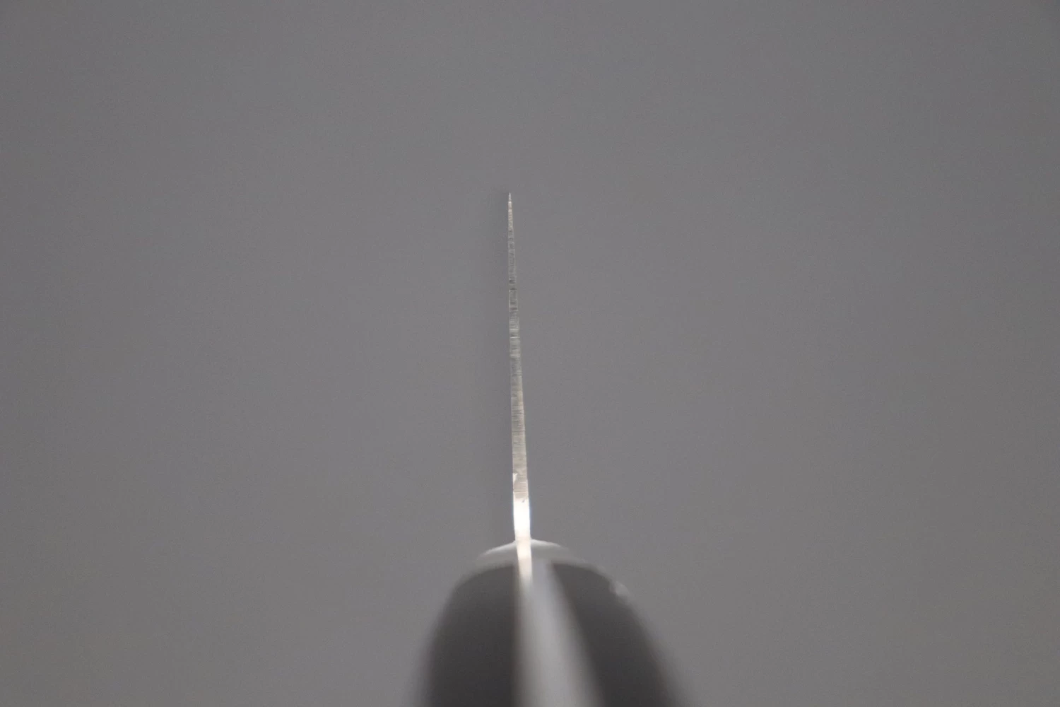 Misono Molybdenum Steel Series Santoku (140mm To 180mm, 3 Sizes) 4 Misono Molybdenum Steel Series Santoku (140mm To 180mm, 3 Sizes) - Image 4