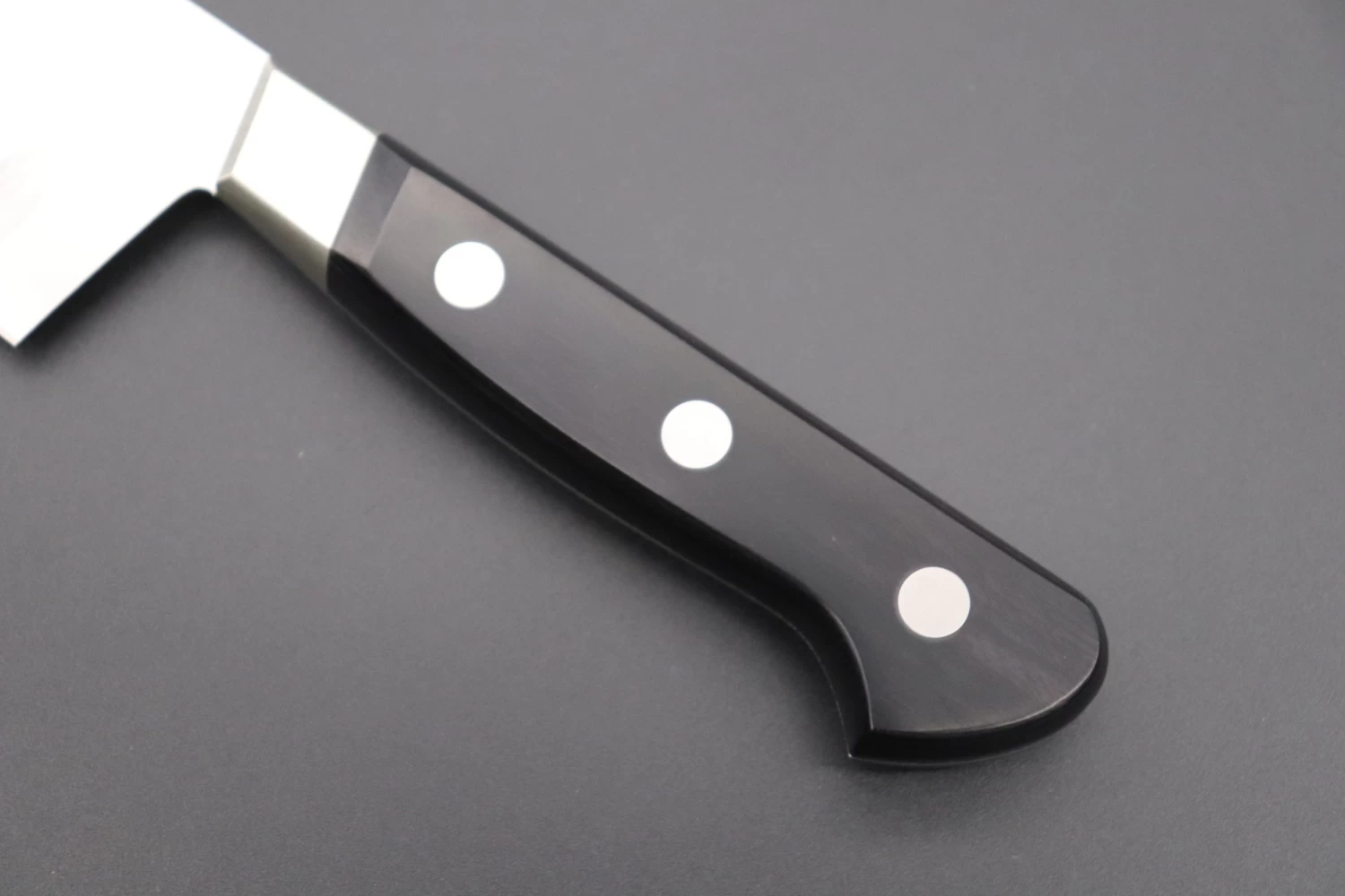 Misono UX10 With Dimples Series No.751 Santoku 180mm (7inch) 7 Misono UX10 With Dimples Series No.751 Santoku 180mm (7inch) - Image 7