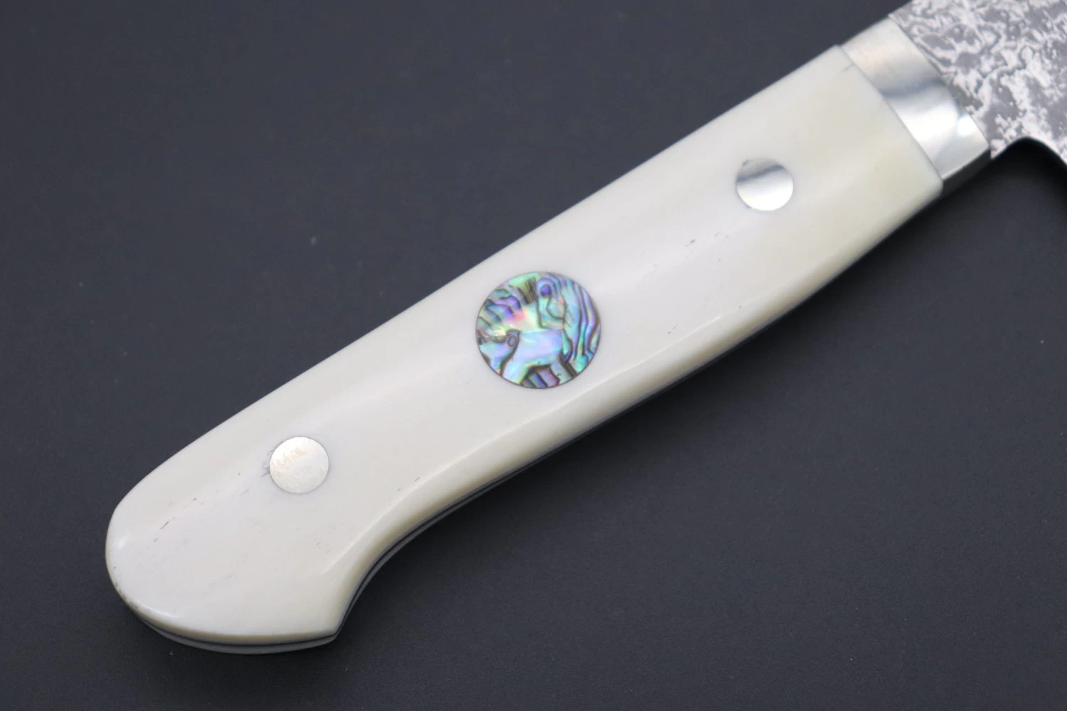 Mr. Itou “Luna Series” R-2 Custom Damascus Gyuto 170mm (6.6 Inch) White Color Camel Bone Handle (IT-132) 6 Mr. Itou “Luna Series” R-2 Custom Damascus Gyuto 170mm (6.6 Inch) White Color Camel Bone Handle (IT-132) - Image 6