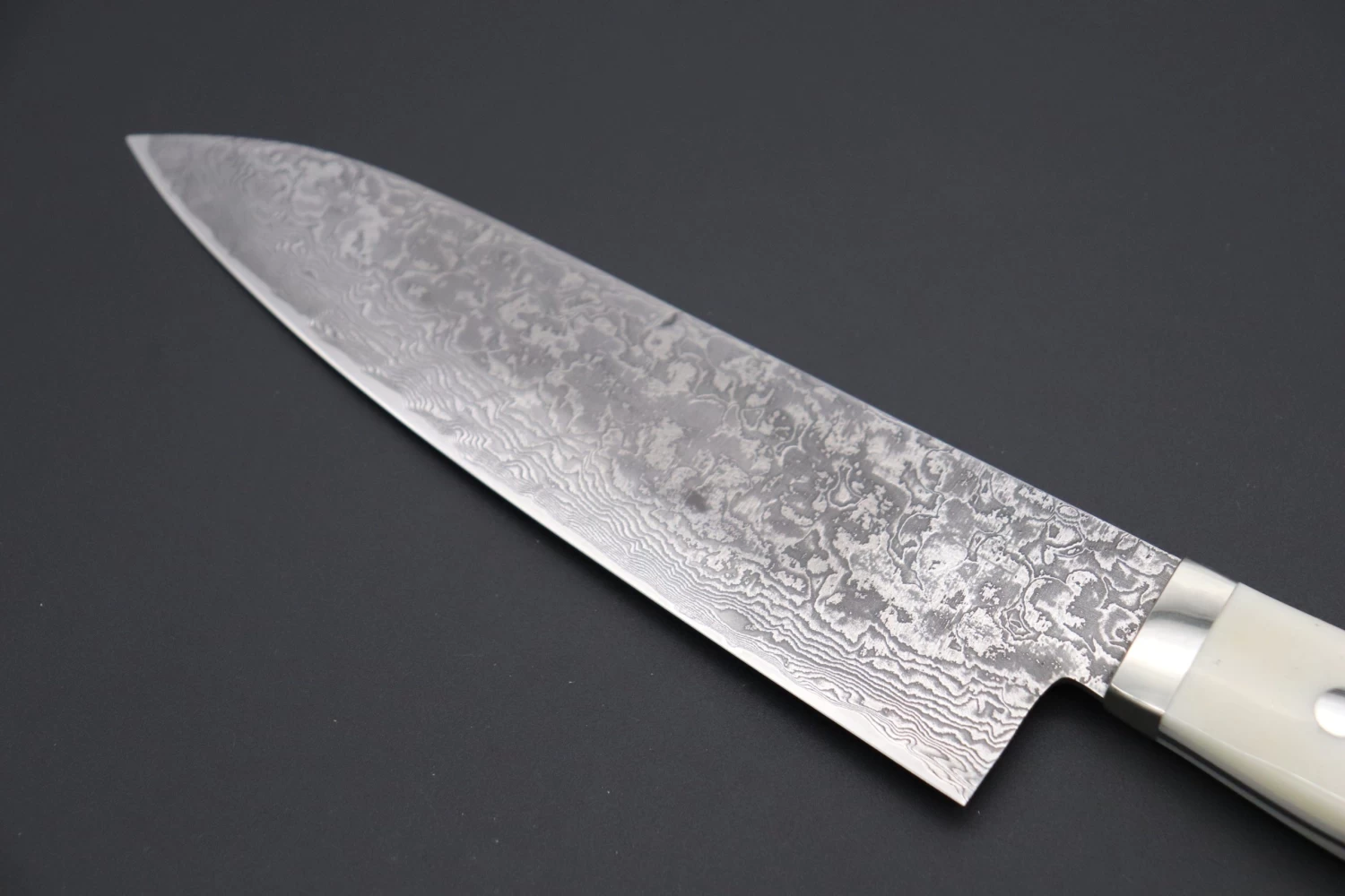 Mr. Itou “Luna Series” R-2 Custom Damascus Gyuto 170mm (6.6 Inch) White Color Camel Bone Handle (IT-132) 2 Mr. Itou “Luna Series” R-2 Custom Damascus Gyuto 170mm (6.6 Inch) White Color Camel Bone Handle (IT-132) - Image 2