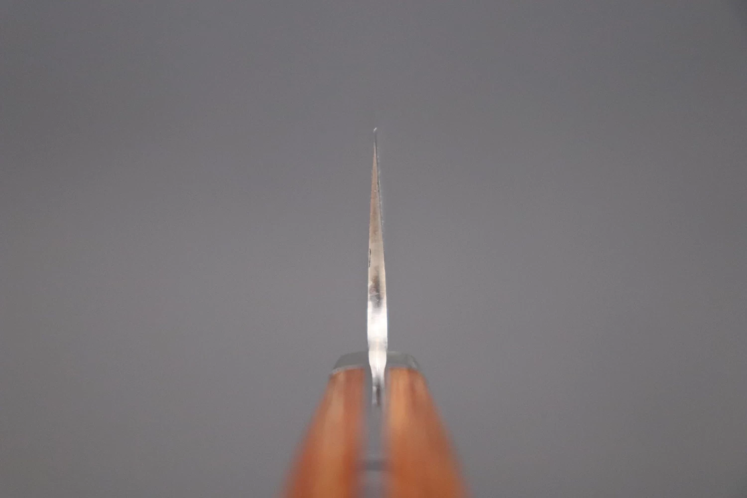 Mr. Itou R-2 Custom Damascus Gyuto 180mm (7 Inch) "Brown Pakka Wood Handle" (IT-40) 4 Mr. Itou R-2 Custom Damascus Gyuto 180mm (7 Inch) "Brown Pakka Wood Handle" (IT-40) - Image 4