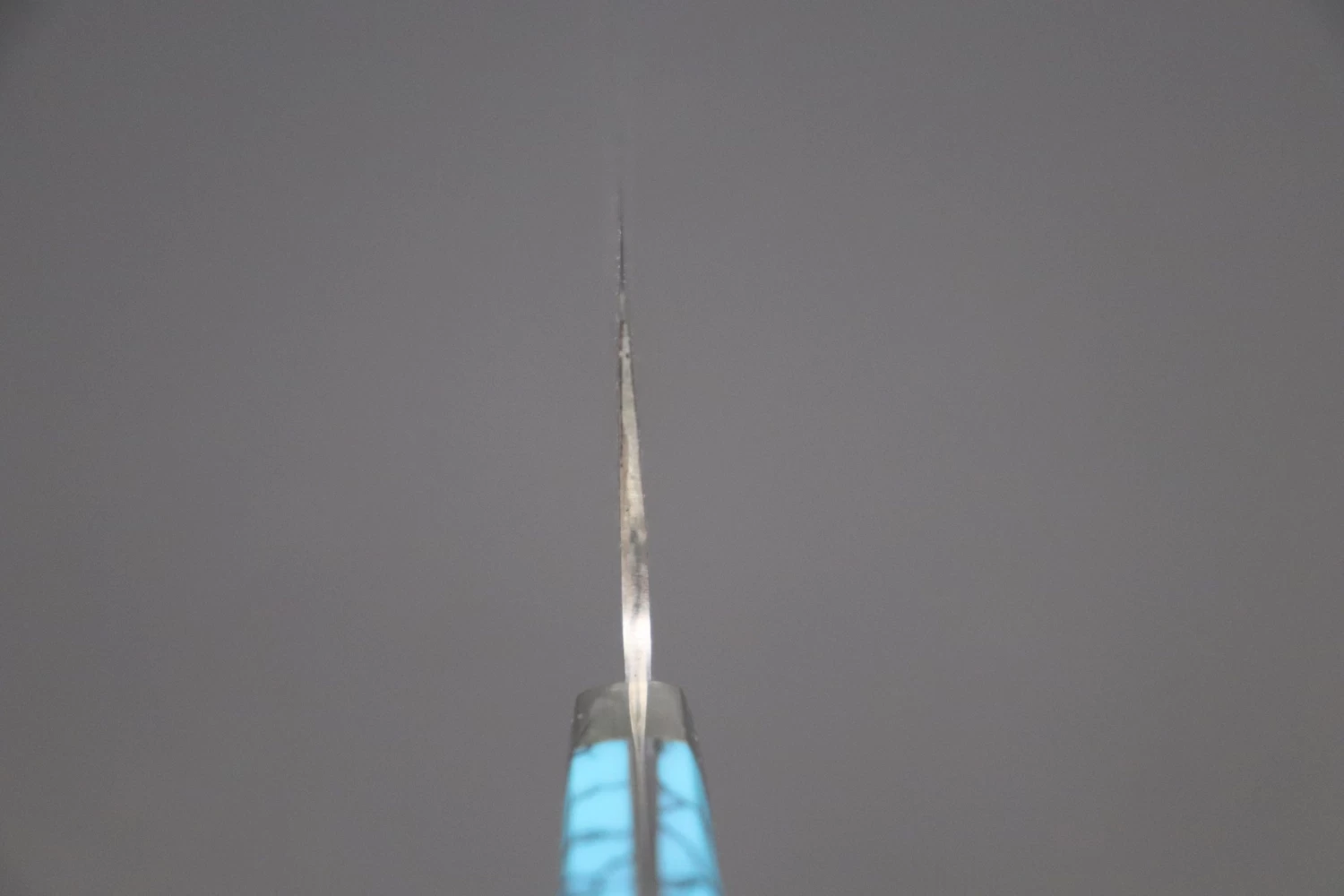 Mr. Itou R-2 Custom Damascus Santoku 175mm (6.8 Inch, "Custom Combination Handle(Turquoise Gem-Composite Stone/Abalone/Ironwood)" (IT-160) 4 Mr. Itou R-2 Custom Damascus Santoku 175mm (6.8 Inch, "Custom Combination Handle(Turquoise Gem-Composite Stone/Abalone/Ironwood)" (IT-160) - Image 4