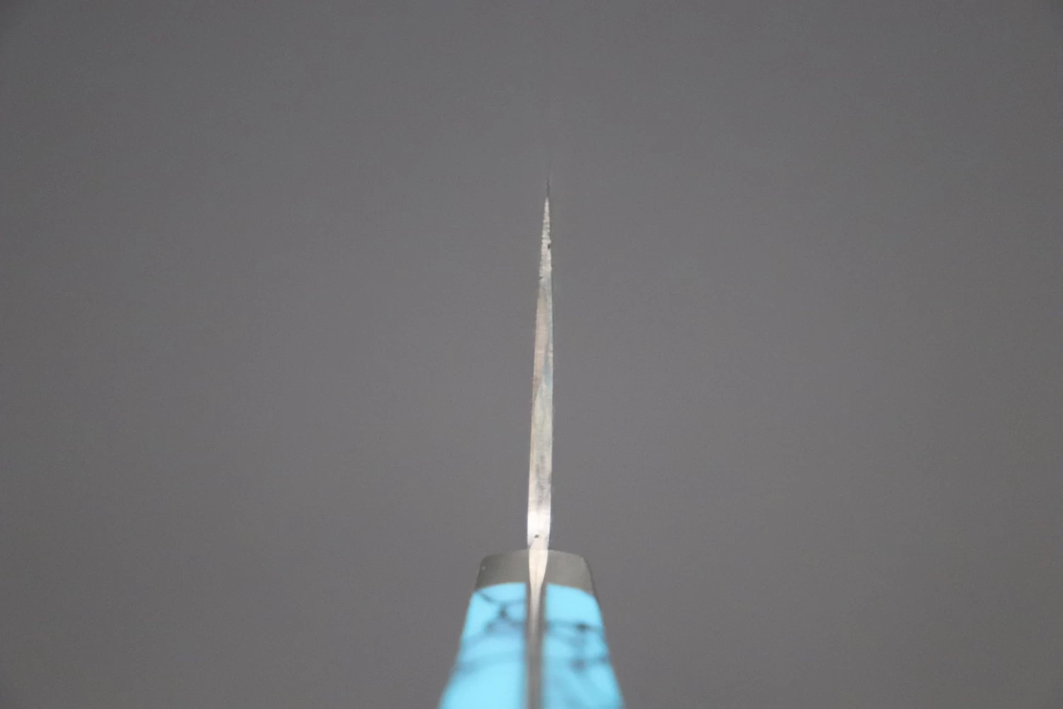 Mr. Itou R-2 Custom Damascus Santoku 175mm (6.8 Inch, "Custom Combination Handle(Turquoise Gem-Composite Stone/White Abalone/Ironwood)" (IT-159) 4 Mr. Itou R-2 Custom Damascus Santoku 175mm (6.8 Inch, "Custom Combination Handle(Turquoise Gem-Composite Stone/White Abalone/Ironwood)" (IT-159) - Image 4