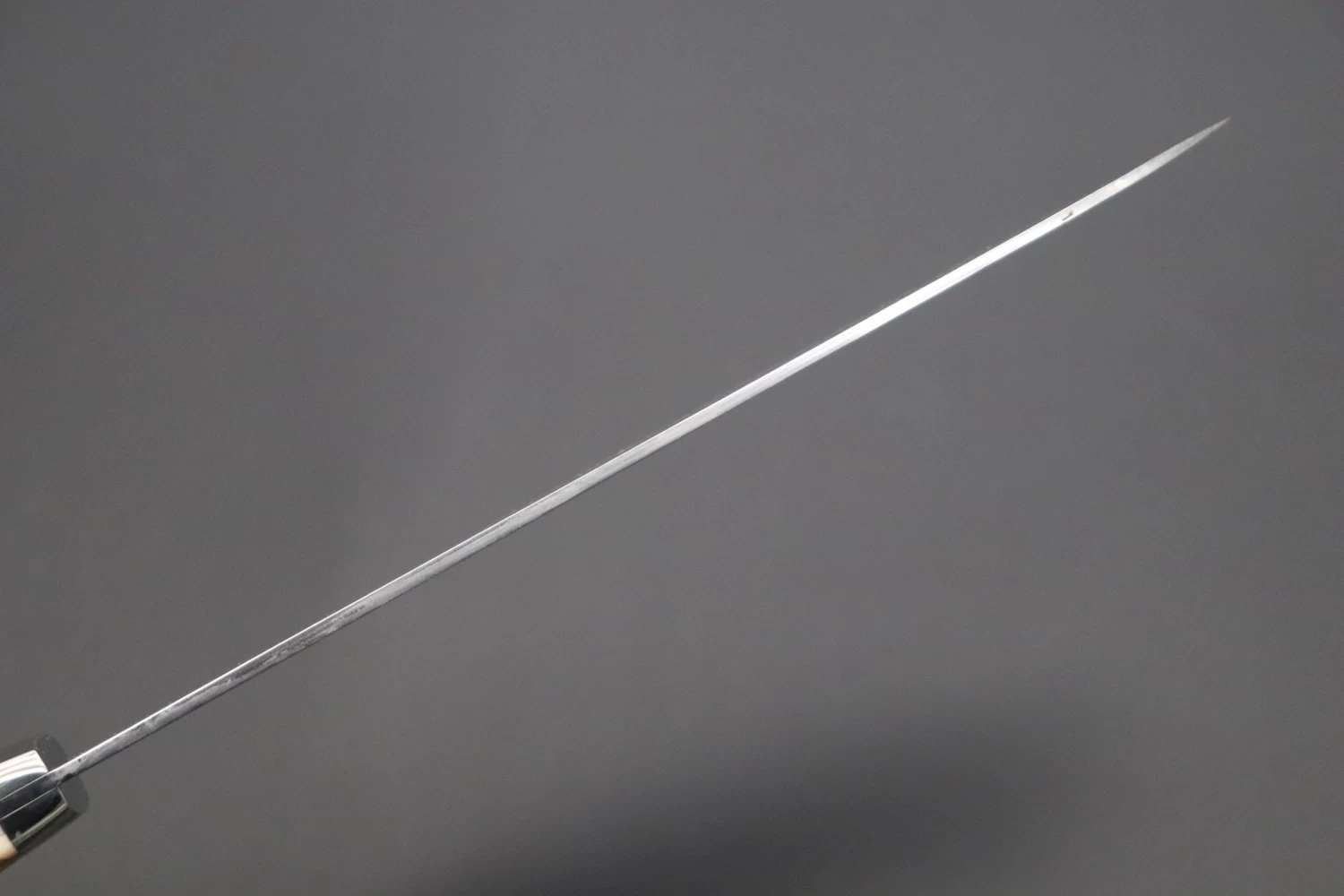 Mr. Itou "Treasure Hunter Series" R-2 Custom Damascus Santoku 170mm (6.6 Inch, Mammoth Tusk Ivory Handle, IT-214) 5 Mr. Itou "Treasure Hunter Series" R-2 Custom Damascus Santoku 170mm (6.6 Inch, Mammoth Tusk Ivory Handle, IT-214) - Image 5