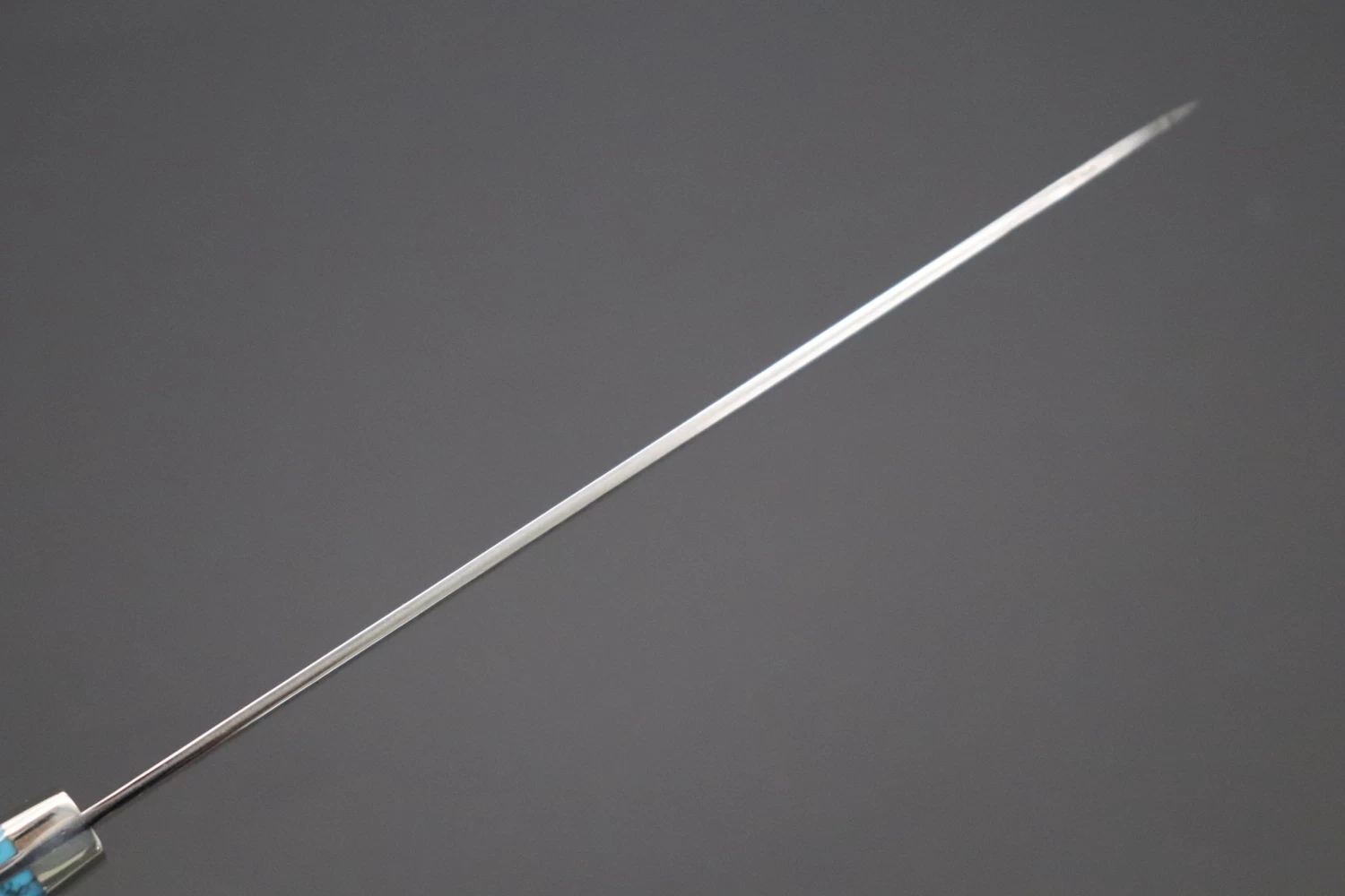 Mr. Itou "Treasure Hunter Series" R-2 Custom Damascus Santoku 175mm (6.8 Inch) "Custom Combination Handle (Turquoise Gem Stone/Sambar Stag/Ironwood)" (IT-158) 5 Mr. Itou "Treasure Hunter Series" R-2 Custom Damascus Santoku 175mm (6.8 Inch) "Custom Combination Handle (Turquoise Gem Stone/Sambar Stag/Ironwood)" (IT-158) - Image 5