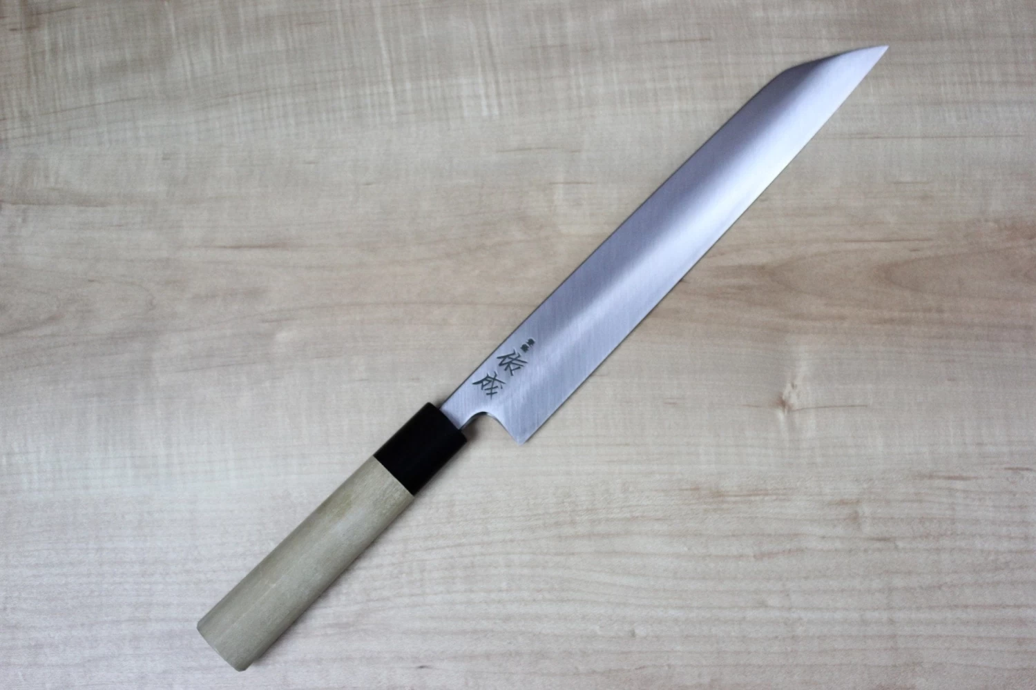 Sukenari Hon Kasumi White Steel No.2 Series Kiritsuke (Without Shinogi, 240mm And 270mm, 2 Sizes) 1 Sukenari Hon Kasumi White Steel No.2 Series Kiritsuke (Without Shinogi, 240mm And 270mm, 2 Sizes)