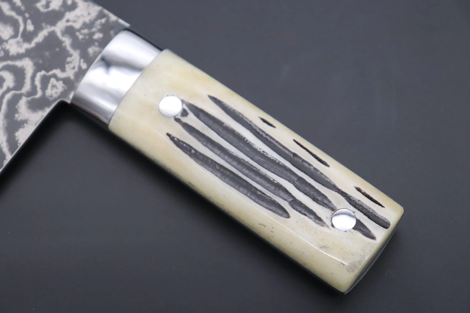 Takeshi Saji VG-10 Custom Damascus TS-CC1 Chinese Cleaver (Stag Bone Handle) 6 Takeshi Saji VG-10 Custom Damascus TS-CC1 Chinese Cleaver (Stag Bone Handle) - Image 6