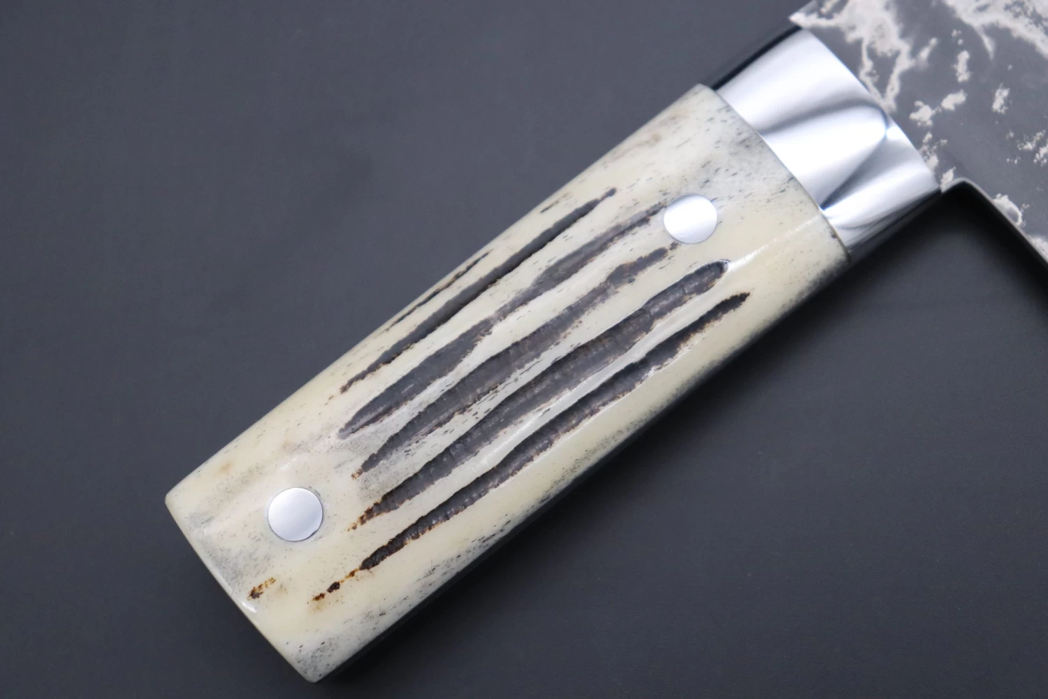 Takeshi Saji VG-10 Custom Damascus TS-CC1 Chinese Cleaver (Stag Bone Handle) 3 Takeshi Saji VG-10 Custom Damascus TS-CC1 Chinese Cleaver (Stag Bone Handle) - Image 3