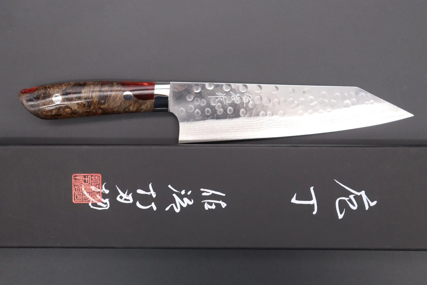Takeshi Saji SUMMIT ― Limited Edition Custom Series SMT-629 SRS-13 Custom Hammered Tsuchime Damascus Kiritsuke Gyuto 180mm (7 Inch) 8 Takeshi Saji SUMMIT ― Limited Edition Custom Series SMT-629 SRS-13 Custom Hammered Tsuchime Damascus Kiritsuke Gyuto 180mm (7 Inch) - Image 8