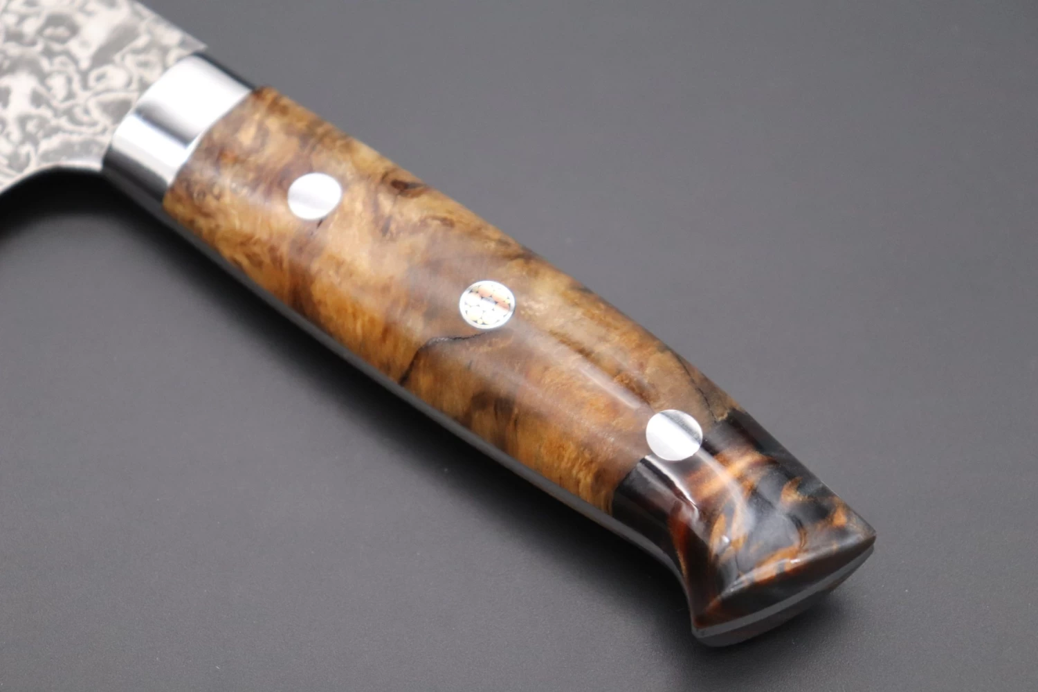 Takeshi Saji SUMMIT ― Limited Edition Custom Series SMT-642 R-2 Custom Damascus Gyuto 180mm (7 Inch) 7 Takeshi Saji SUMMIT ― Limited Edition Custom Series SMT-642 R-2 Custom Damascus Gyuto 180mm (7 Inch) - Image 7