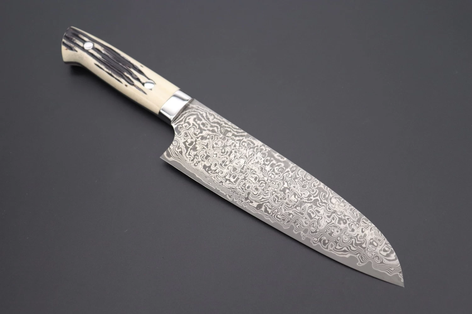 Takeshi Saji R-2 Custom Black Damascus Wild Series Santoku 180mm (7 Inch, Stag Bone Handle) 1 Takeshi Saji R-2 Custom Black Damascus Wild Series Santoku 180mm (7 Inch, Stag Bone Handle)
