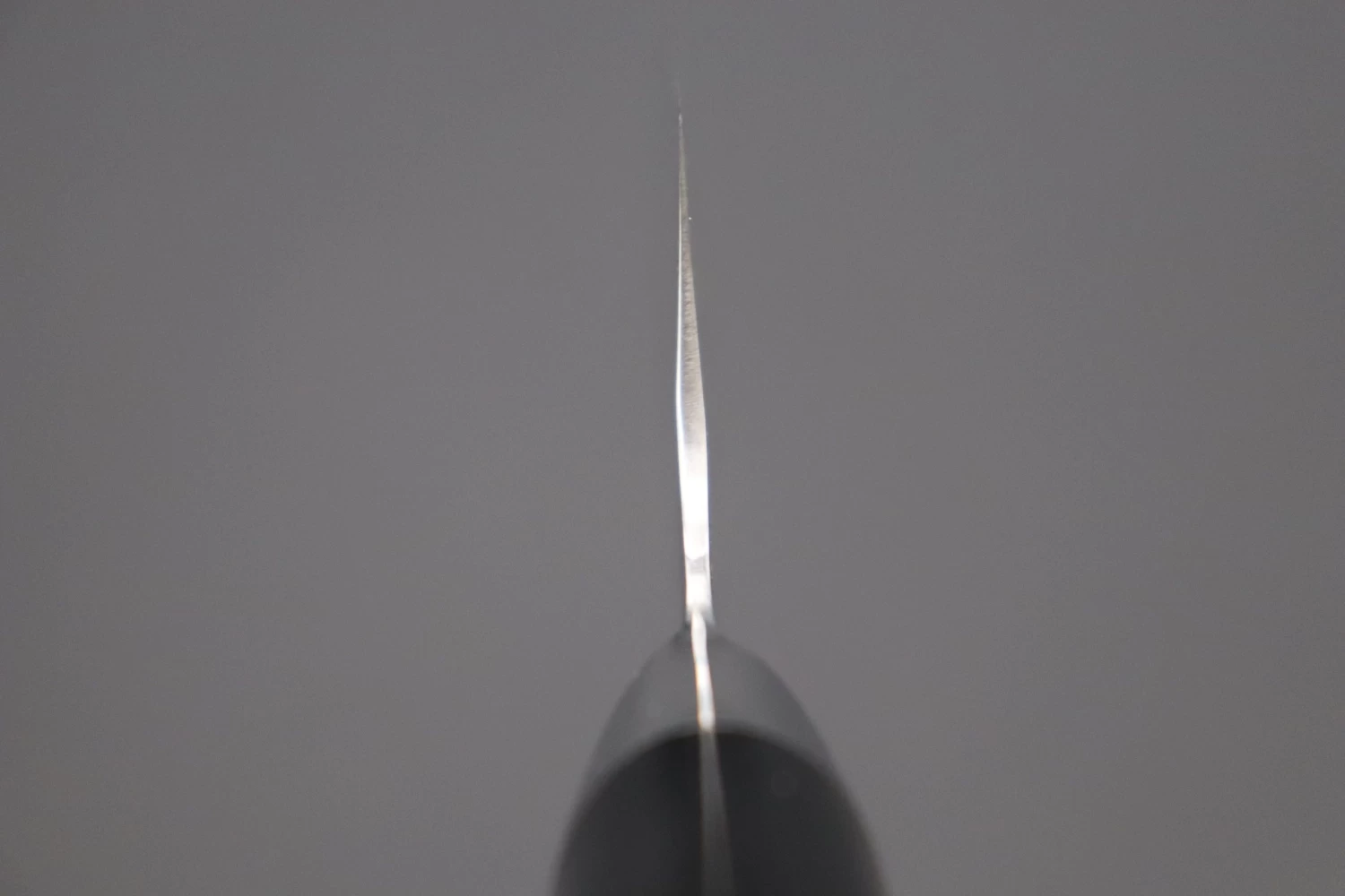 Takeshi Saji SRS-13 "ARC "Santoku 180mm (7 Inch, Black Pakka Wood Handle, ARC-2B) 4 Takeshi Saji SRS-13 "ARC "Santoku 180mm (7 Inch, Black Pakka Wood Handle, ARC-2B) - Image 4