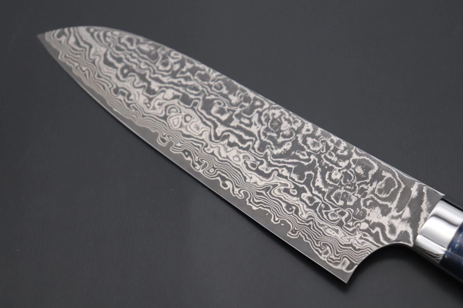 Takeshi Saji SUMMIT ― Limited Edition Custom Series SMT-732 R-2 Custom Damascus Santoku 180mm (7 Inch) 6 Takeshi Saji SUMMIT ― Limited Edition Custom Series SMT-732 R-2 Custom Damascus Santoku 180mm (7 Inch) - Image 6