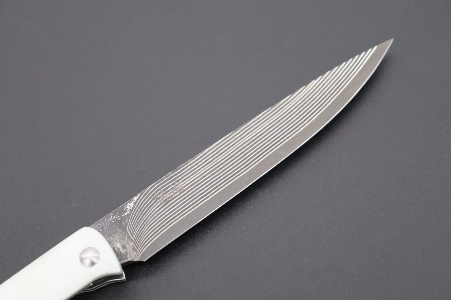 Takeshi Saji R-2 Damascus Steak Knife (White G-10 Handle, TS-120W) 2 Takeshi Saji R-2 Damascus Steak Knife (White G-10 Handle, TS-120W) - Image 2