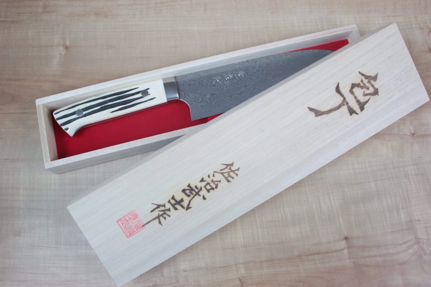 Takeshi Saji R-2 Custom Black Damascus Wild Series Katana Slicer 270mm Stag Bone Handle (10.6 Inch) 3 Takeshi Saji R-2 Custom Black Damascus Wild Series Katana Slicer 270mm Stag Bone Handle (10.6 Inch) - Image 3