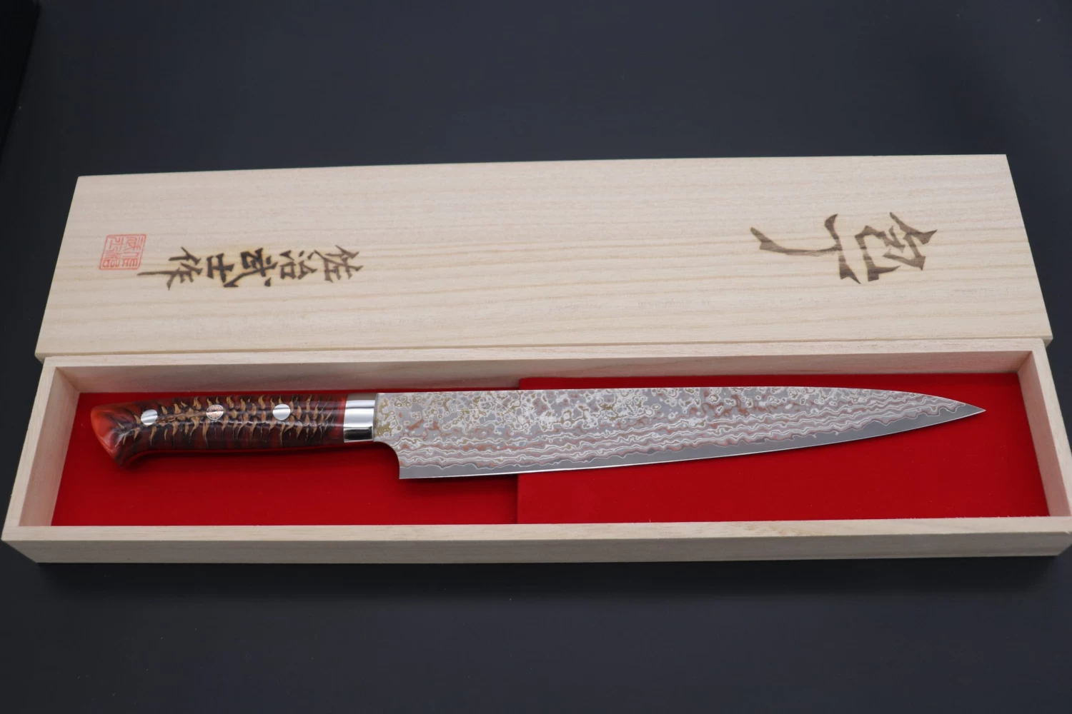 Takeshi Saji SUMMIT ― Limited Edition Custom Series SMT-755 VG-10W Multi-Colored Golden-Rainbow Damascus Sujihiki 240mm (9.4 Inch) 8 Takeshi Saji SUMMIT ― Limited Edition Custom Series SMT-755 VG-10W Multi-Colored Golden-Rainbow Damascus Sujihiki 240mm (9.4 Inch) - Image 8