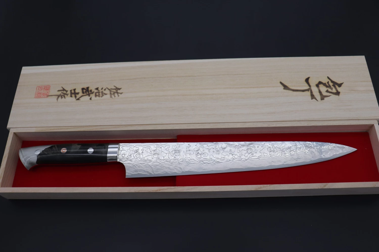 Takeshi Saji SUMMIT ― Limited Edition Custom Series SMT-788 R-2 Custom Damascus Sujihiki 270mm (10.6 Inch) 8 Takeshi Saji SUMMIT ― Limited Edition Custom Series SMT-788 R-2 Custom Damascus Sujihiki 270mm (10.6 Inch) - Image 8