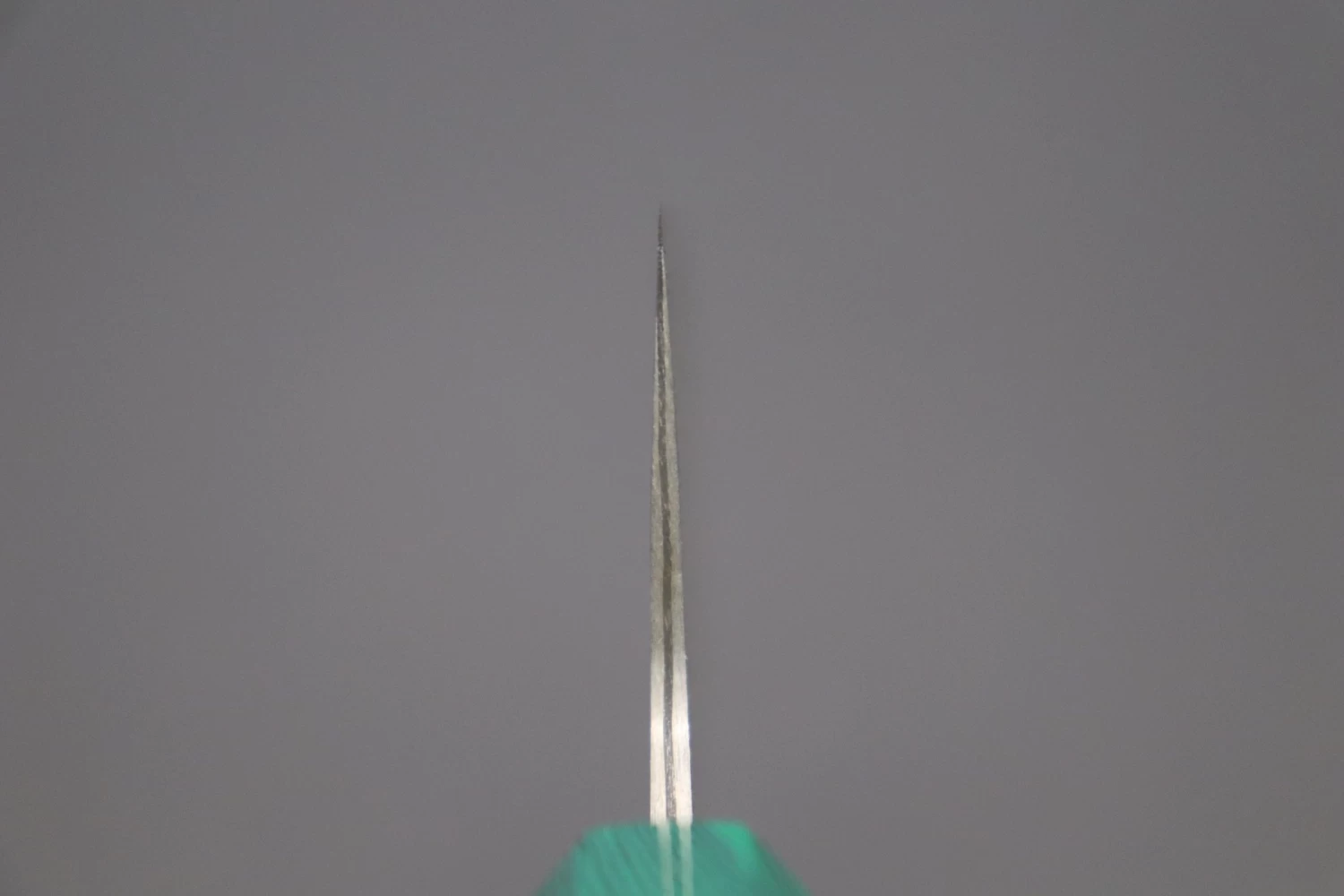 Takeshi Saji SUMMIT ― Limited Edition Custom Series R-2 Damascus Wa Series Wa Santoku 180mm (7 Inch, STCL-227) 4 Takeshi Saji SUMMIT ― Limited Edition Custom Series R-2 Damascus Wa Series Wa Santoku 180mm (7 Inch, STCL-227) - Image 4